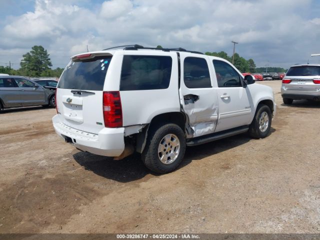 Photo 3 VIN: 1GNSCAE02BR274806 - CHEVROLET TAHOE 