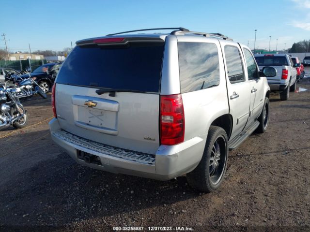 Photo 3 VIN: 1GNSCAE03BR154691 - CHEVROLET TAHOE 