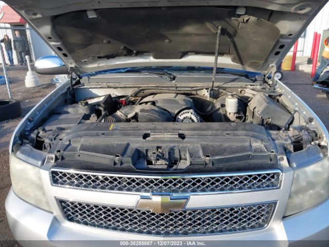 Photo 9 VIN: 1GNSCAE03BR154691 - CHEVROLET TAHOE 