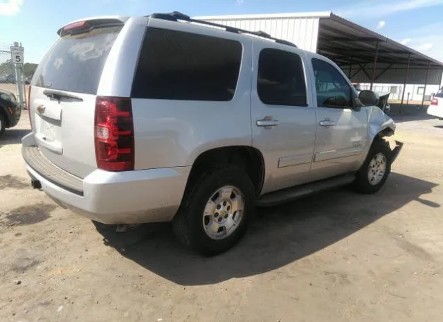 Photo 3 VIN: 1GNSCAE03BR309661 - CHEVROLET TAHOE 