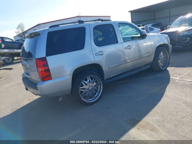 Photo 3 VIN: 1GNSCAE05BR377573 - CHEVROLET TAHOE 