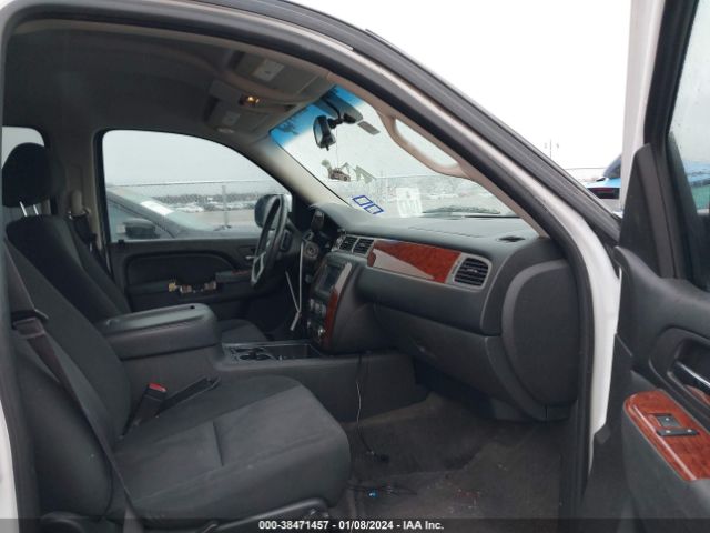 Photo 4 VIN: 1GNSCAE05DR249269 - CHEVROLET TAHOE 