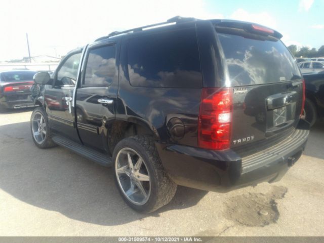 Photo 2 VIN: 1GNSCAE07BR223849 - CHEVROLET TAHOE 