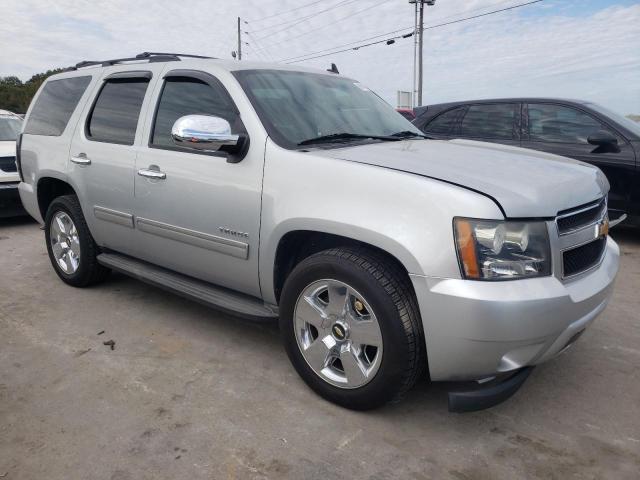 Photo 3 VIN: 1GNSCAE07CR249045 - CHEVROLET TAHOE 