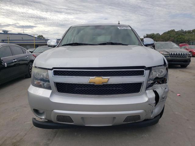 Photo 4 VIN: 1GNSCAE07CR249045 - CHEVROLET TAHOE 