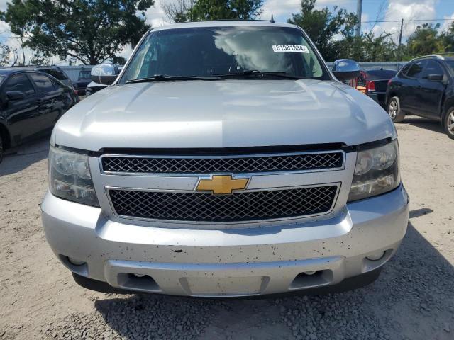 Photo 4 VIN: 1GNSCAE07DR347574 - CHEVROLET TAHOE 