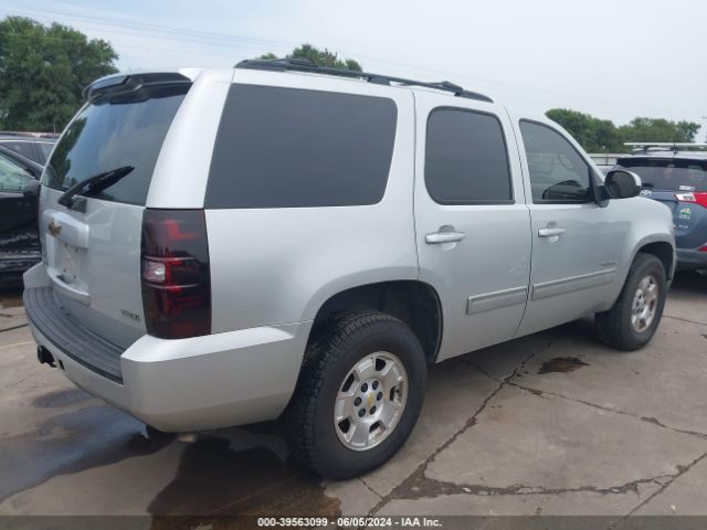 Photo 3 VIN: 1GNSCAE08BR322552 - CHEVROLET TAHOE 