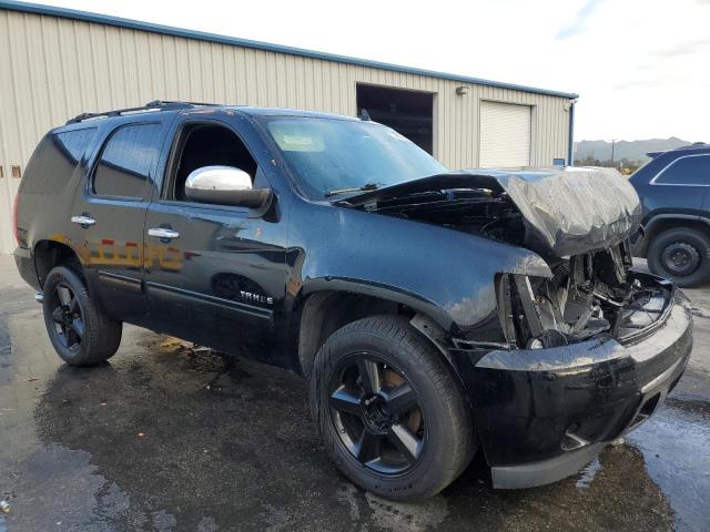 Photo 3 VIN: 1GNSCAE09BR352384 - CHEVROLET TAHOE 