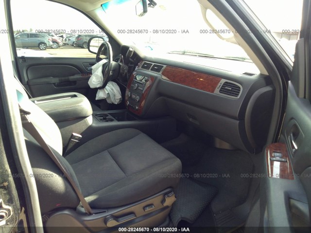 Photo 4 VIN: 1GNSCAE09DR262168 - CHEVROLET TAHOE 