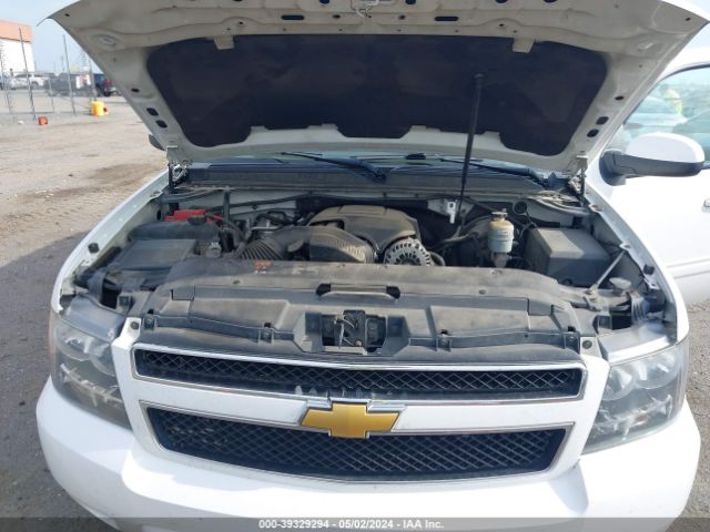 Photo 9 VIN: 1GNSCAE09DR341534 - CHEVROLET TAHOE 