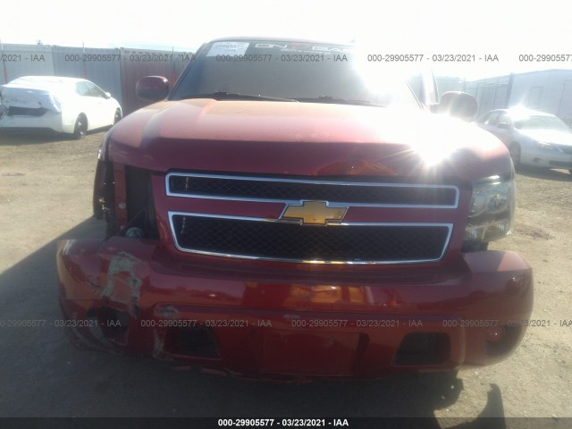 Photo 5 VIN: 1GNSCAE0XDR100422 - CHEVROLET TAHOE 