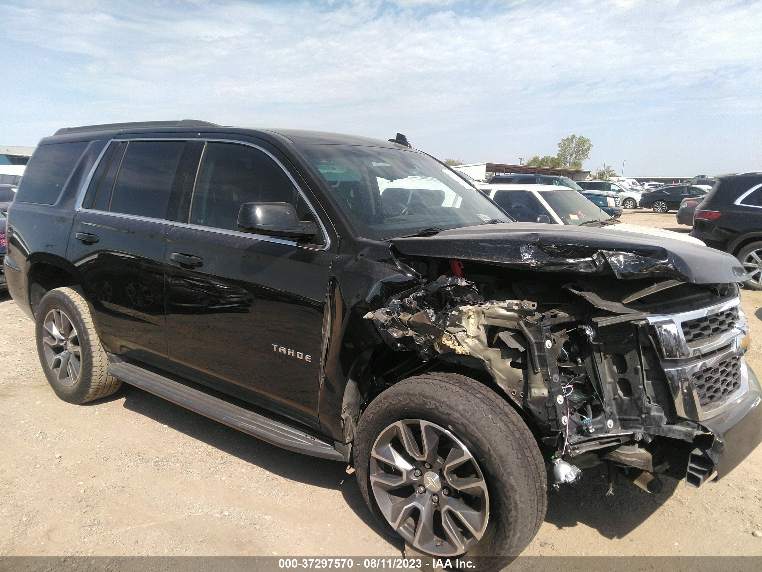 Photo 12 VIN: 1GNSCAEC4HR280772 - CHEVROLET TAHOE 