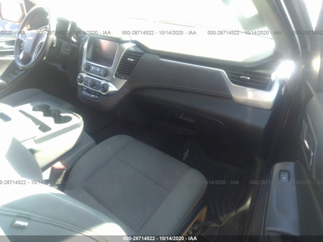 Photo 4 VIN: 1GNSCAEC6JR211488 - CHEVROLET TAHOE 