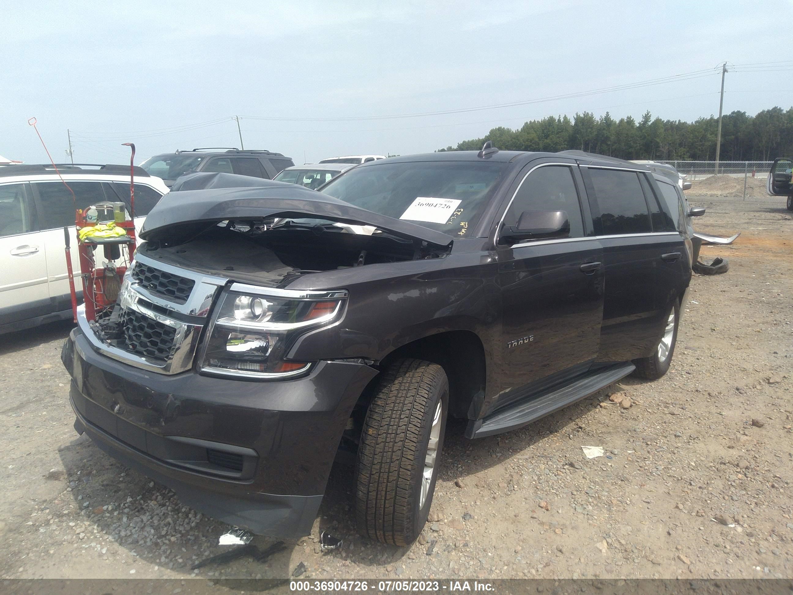 Photo 1 VIN: 1GNSCAKC0HR368478 - CHEVROLET TAHOE 