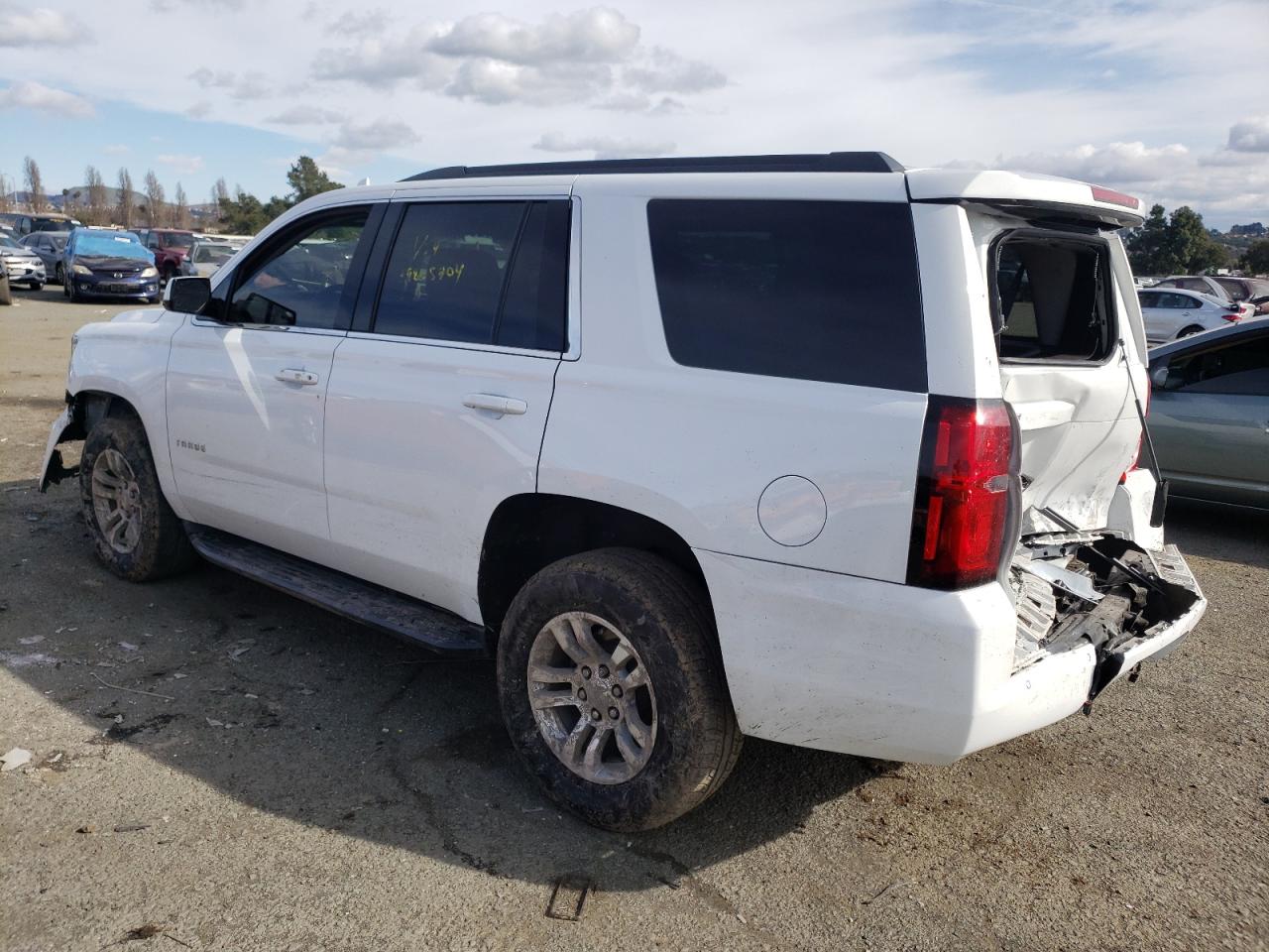 Photo 1 VIN: 1GNSCAKC0JR259945 - CHEVROLET TAHOE 