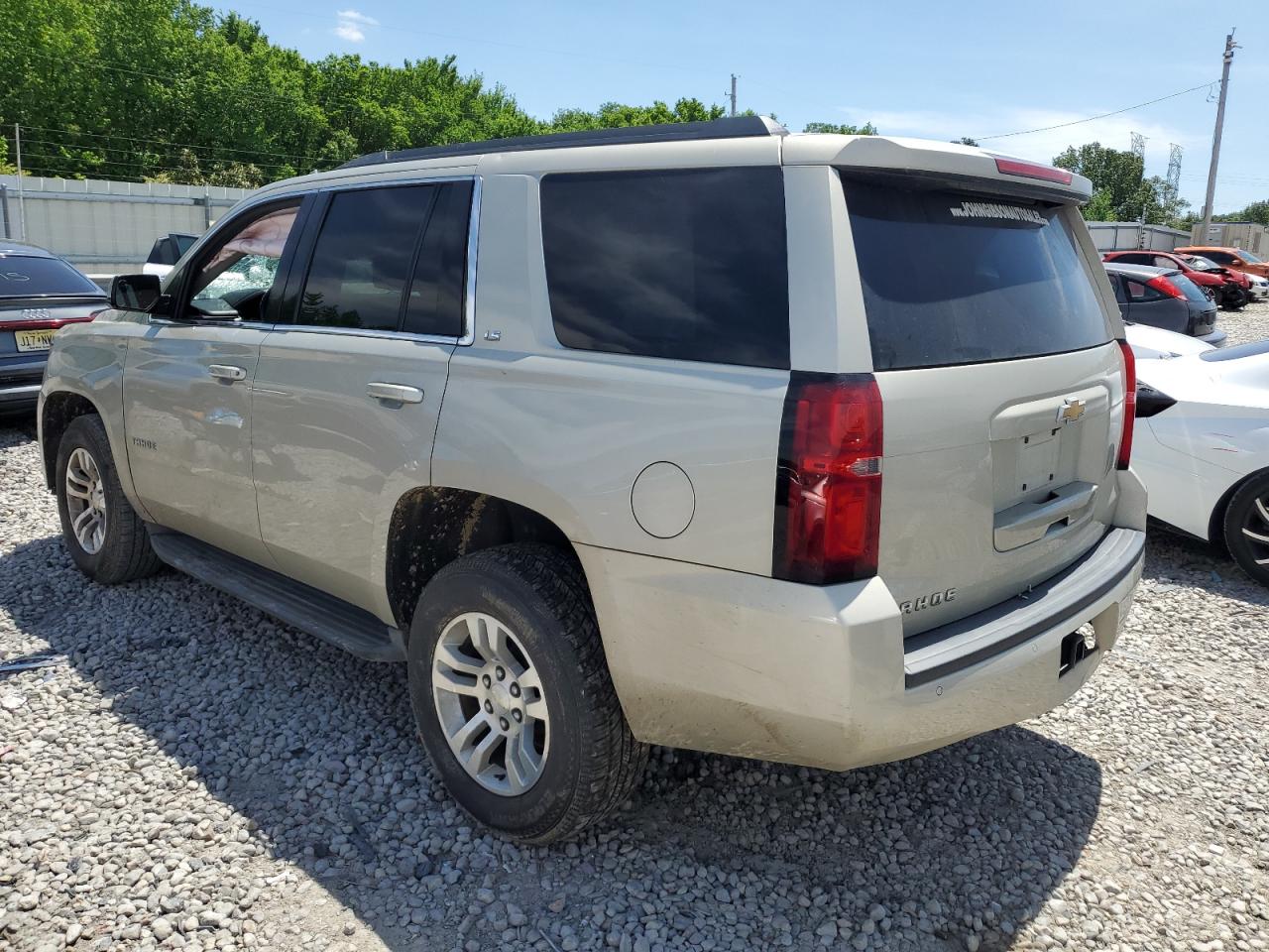 Photo 1 VIN: 1GNSCAKC2GR195545 - CHEVROLET TAHOE 