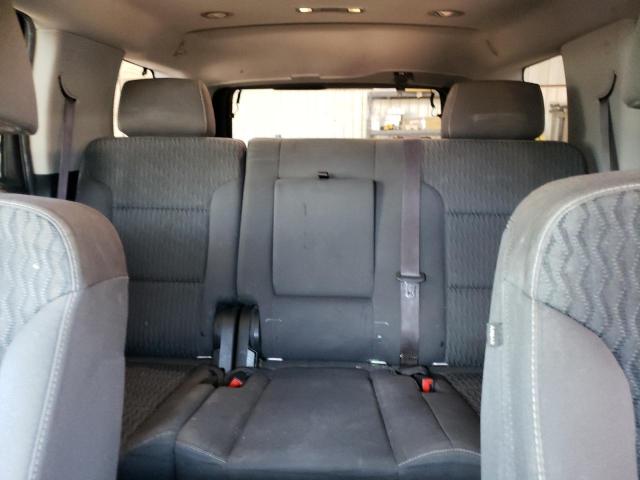 Photo 9 VIN: 1GNSCAKC4HR243757 - CHEVROLET TAHOE 