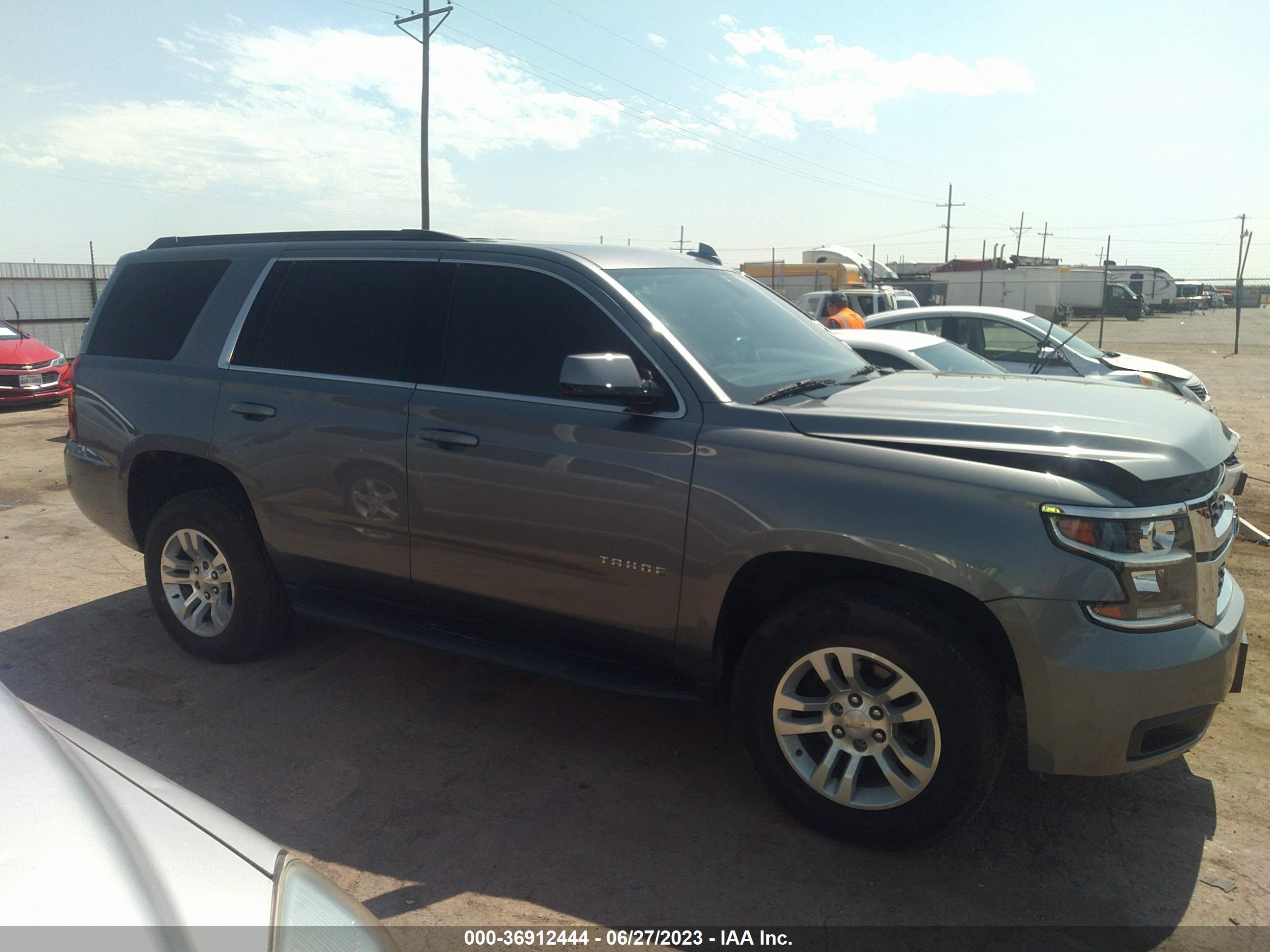 Photo 12 VIN: 1GNSCAKC4LR296306 - CHEVROLET TAHOE 