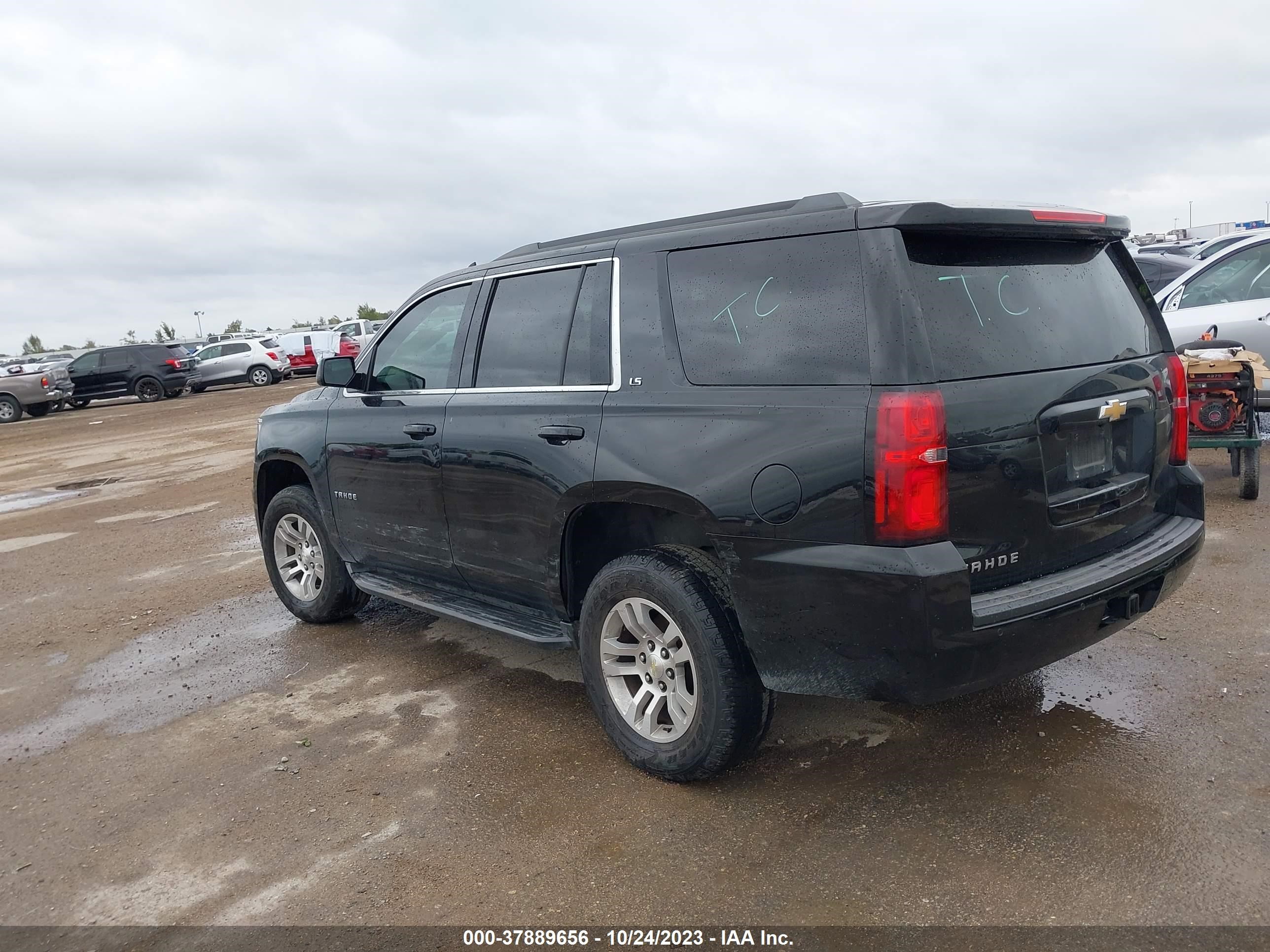 Photo 2 VIN: 1GNSCAKC6FR726129 - CHEVROLET TAHOE 