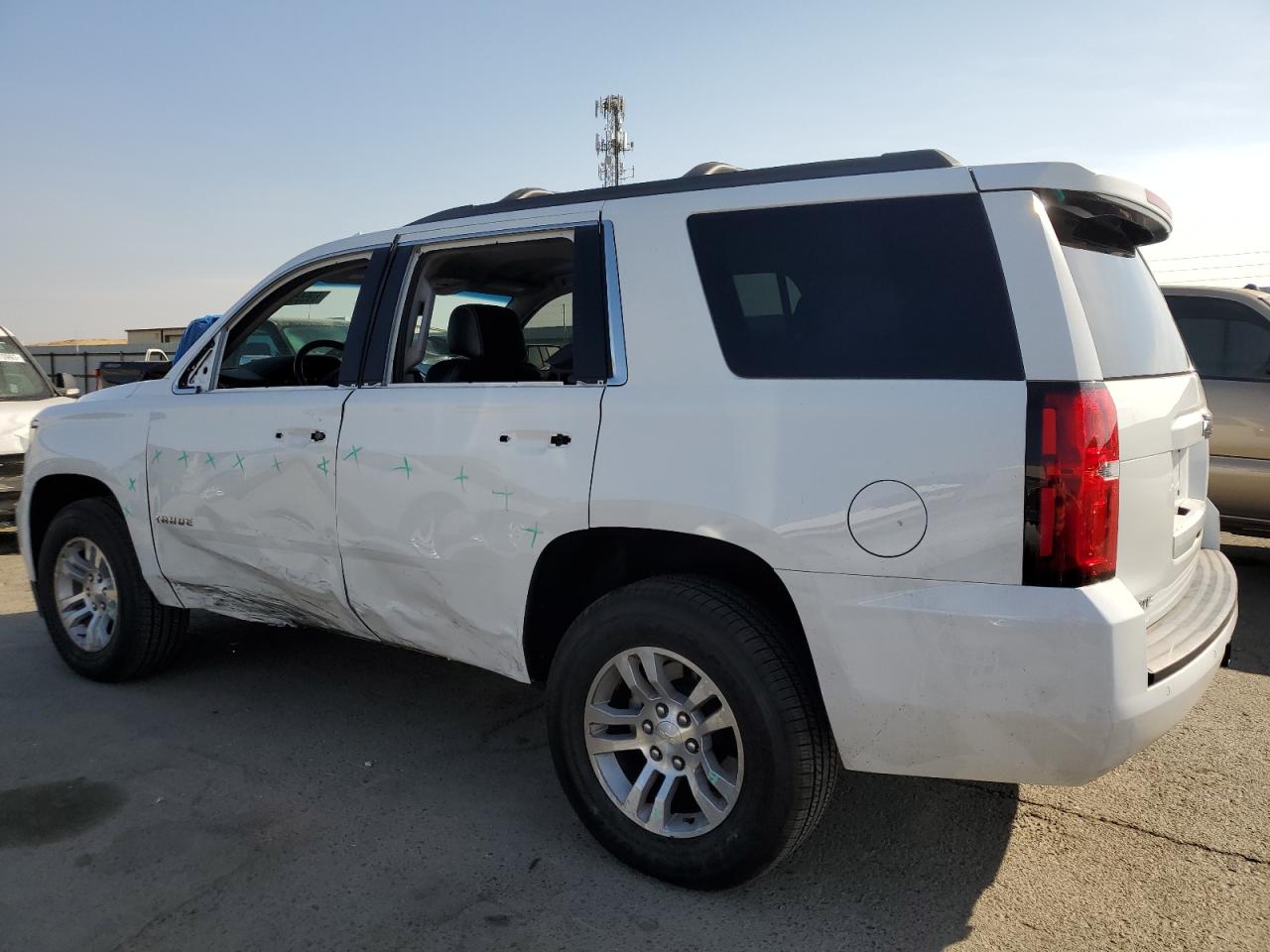 Photo 1 VIN: 1GNSCAKC6HR367447 - CHEVROLET TAHOE 