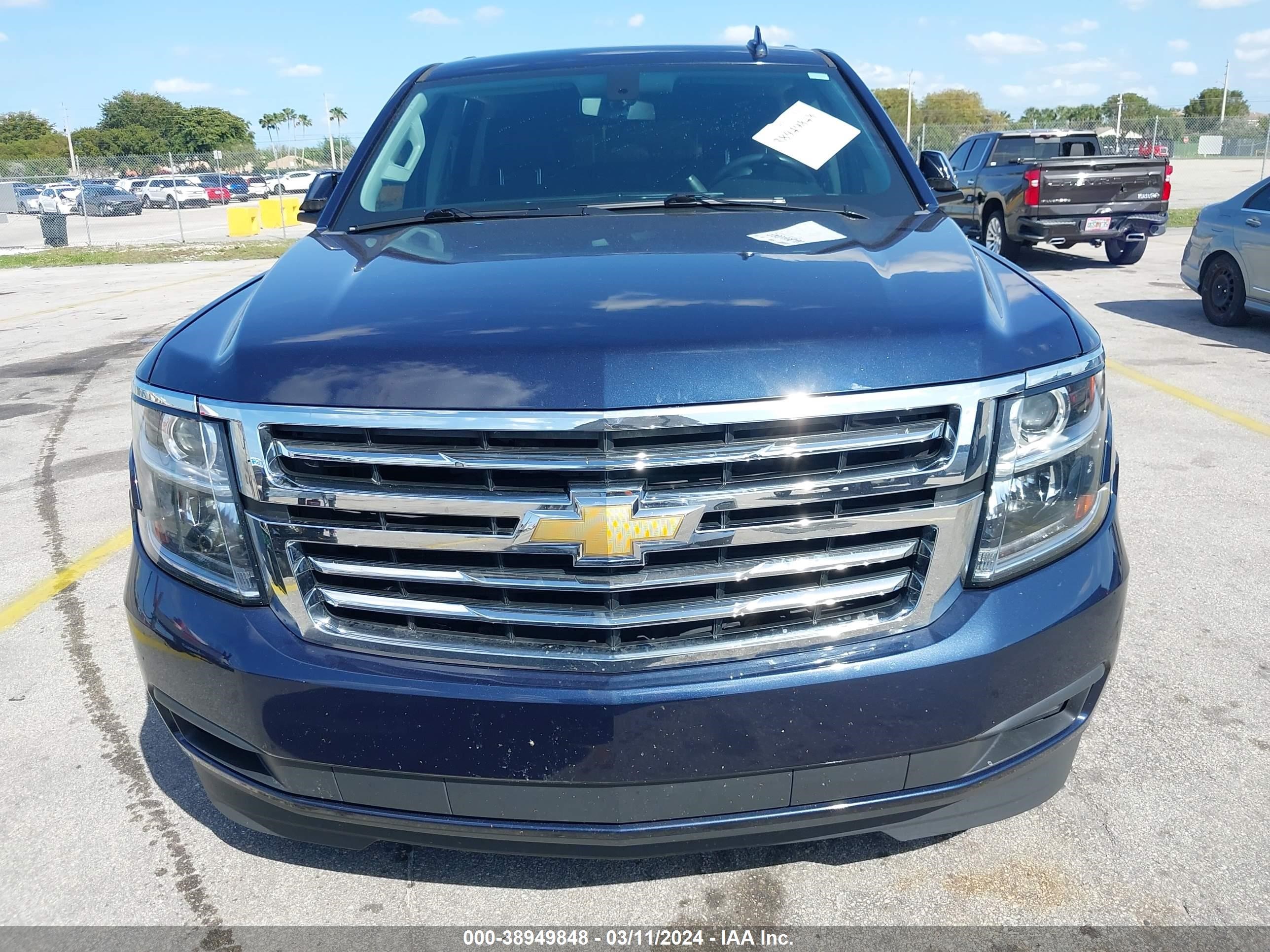 Photo 5 VIN: 1GNSCAKC8LR217283 - CHEVROLET TAHOE 