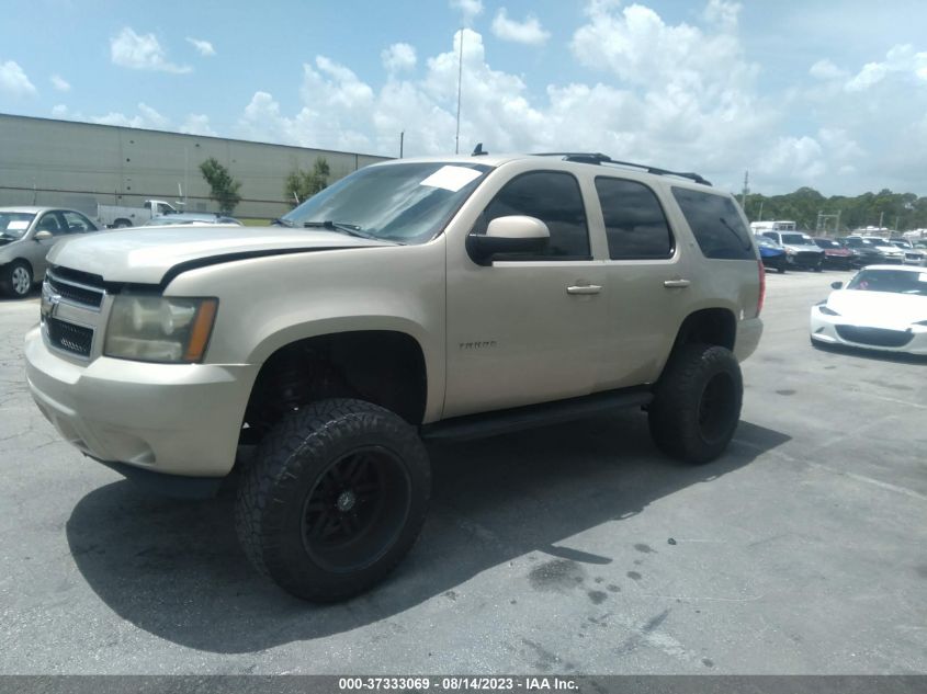 Photo 1 VIN: 1GNSCBE00BR169087 - CHEVROLET TAHOE 