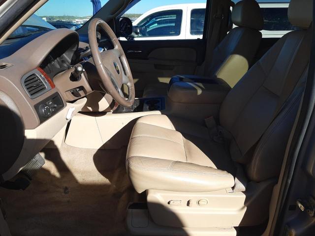 Photo 6 VIN: 1GNSCBE00BR236786 - CHEVROLET TAHOE 