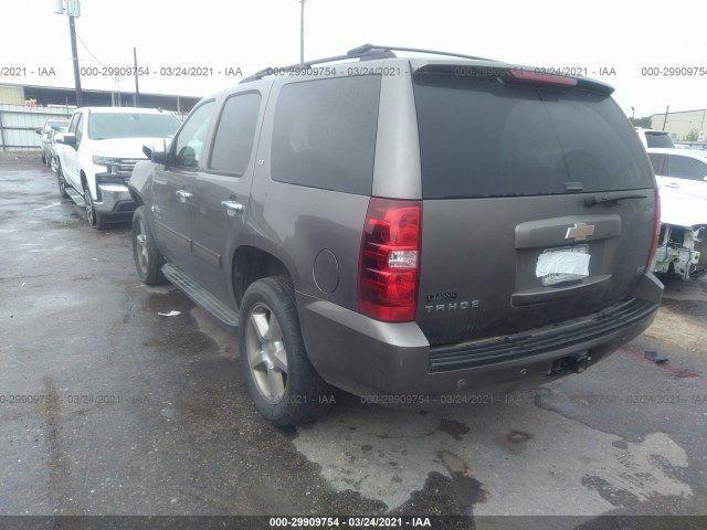 Photo 2 VIN: 1GNSCBE00BR382086 - CHEVROLET TAHOE 