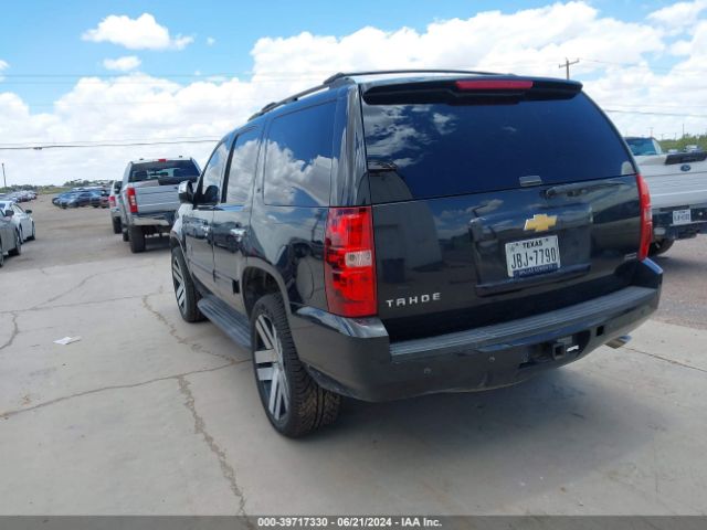 Photo 2 VIN: 1GNSCBE00CR226650 - CHEVROLET TAHOE 