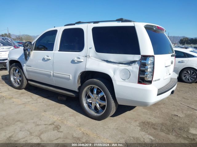 Photo 2 VIN: 1GNSCBE01BR255511 - CHEVROLET TAHOE 