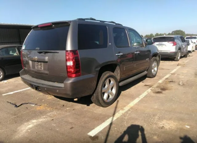 Photo 3 VIN: 1GNSCBE01BR323533 - CHEVROLET TAHOE 