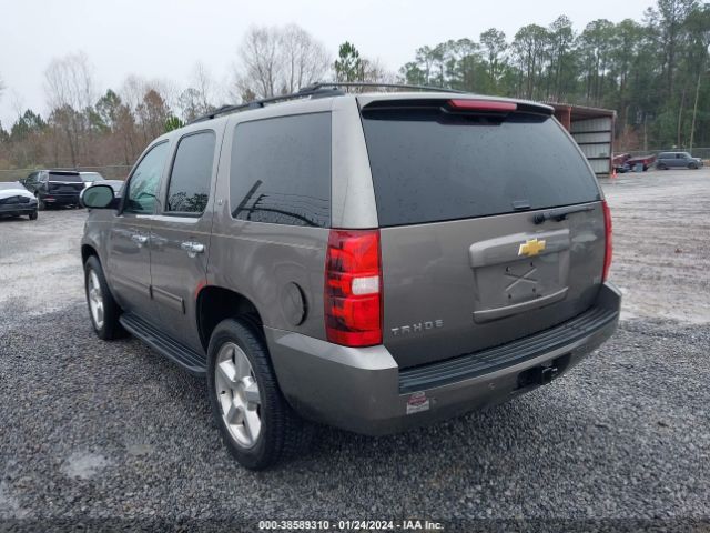 Photo 2 VIN: 1GNSCBE01CR250097 - CHEVROLET TAHOE 