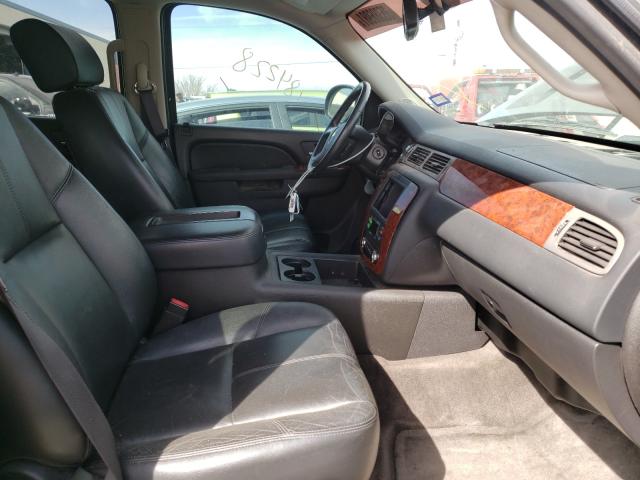 Photo 4 VIN: 1GNSCBE01DR344496 - CHEVROLET TAHOE C150 