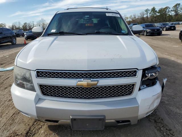 Photo 4 VIN: 1GNSCBE02BR194685 - CHEVROLET TAHOE 