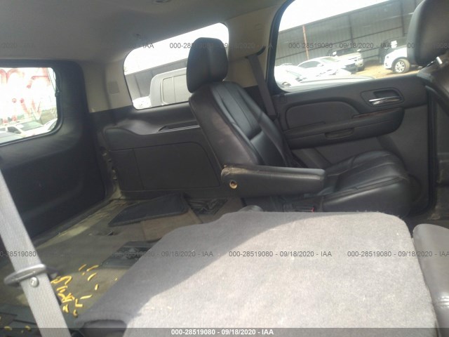 Photo 7 VIN: 1GNSCBE02BR277467 - CHEVROLET TAHOE 