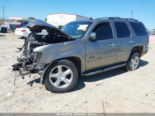 Photo 1 VIN: 1GNSCBE02CR212829 - CHEVROLET TAHOE 