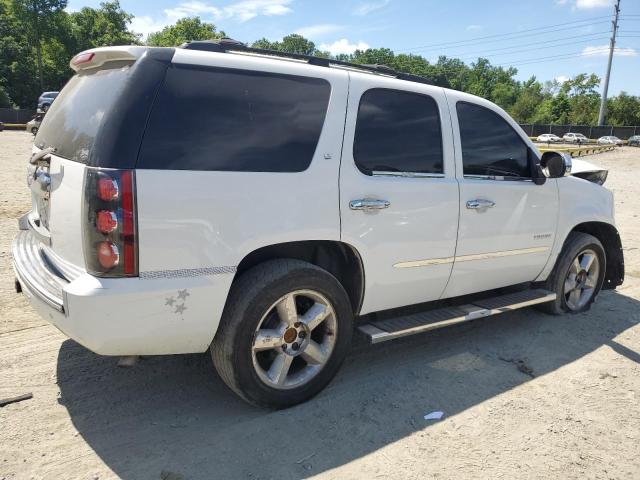 Photo 2 VIN: 1GNSCBE02DR158708 - CHEVROLET TAHOE 