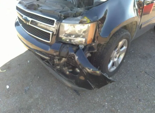 Photo 5 VIN: 1GNSCBE03BR236331 - CHEVROLET TAHOE 