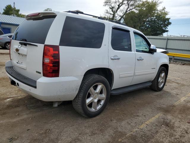 Photo 2 VIN: 1GNSCBE03BR236927 - CHEVROLET TAHOE 