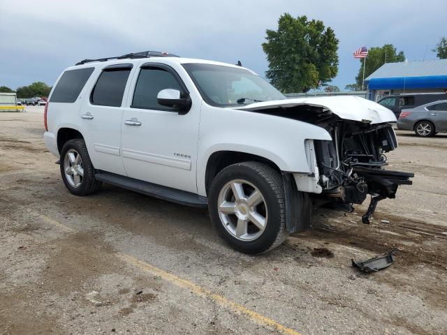 Photo 3 VIN: 1GNSCBE03BR236927 - CHEVROLET TAHOE 