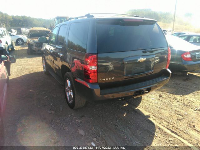 Photo 2 VIN: 1GNSCBE03BR253257 - CHEVROLET TAHOE 