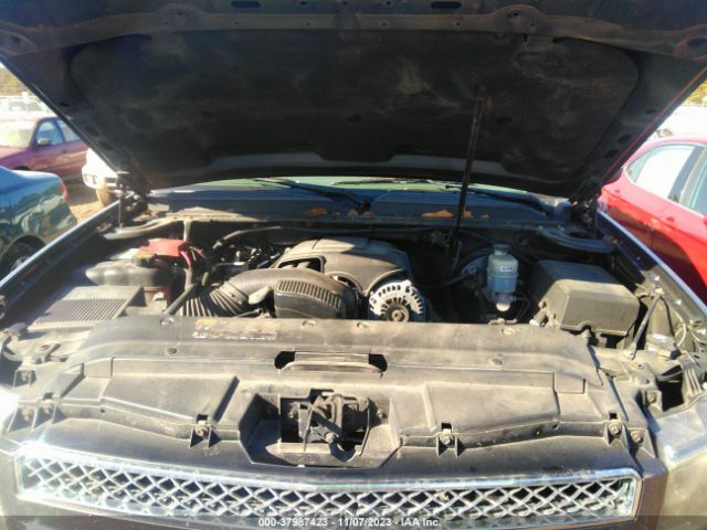 Photo 9 VIN: 1GNSCBE03BR253257 - CHEVROLET TAHOE 