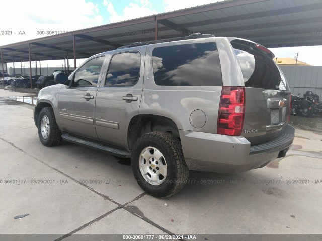 Photo 2 VIN: 1GNSCBE03CR189903 - CHEVROLET TAHOE 