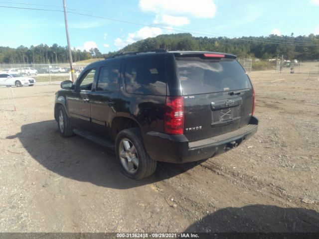 Photo 2 VIN: 1GNSCBE03CR267290 - CHEVROLET TAHOE 