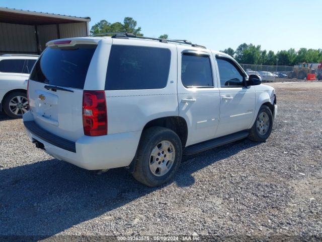 Photo 3 VIN: 1GNSCBE03DR339767 - CHEVROLET TAHOE 