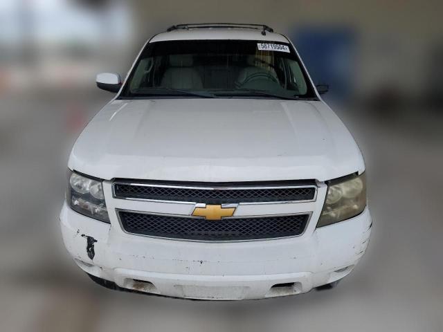 Photo 4 VIN: 1GNSCBE03ER116372 - CHEVROLET TAHOE 