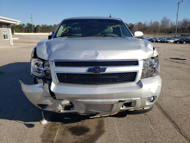 Photo 4 VIN: 1GNSCBE04BR173028 - CHEVROLET TAHOE C150 