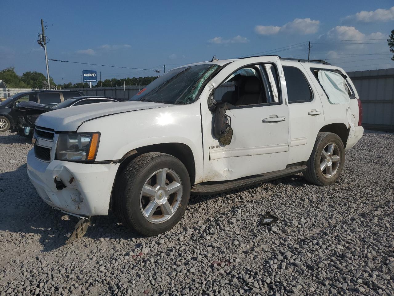 Photo 0 VIN: 1GNSCBE04BR200227 - CHEVROLET TAHOE 