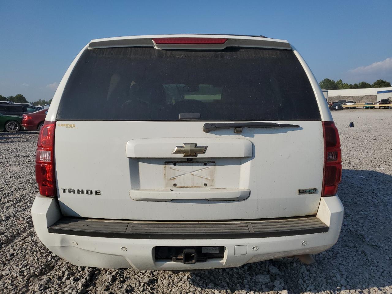 Photo 5 VIN: 1GNSCBE04BR200227 - CHEVROLET TAHOE 