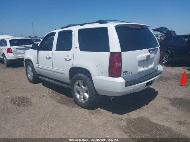 Photo 2 VIN: 1GNSCBE04DR209996 - CHEVROLET TAHOE 